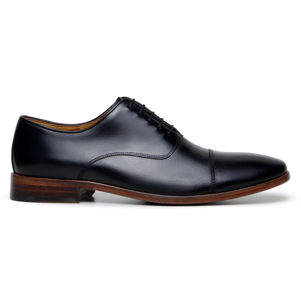 Sapato Social Oxford: Elegância Atemporal